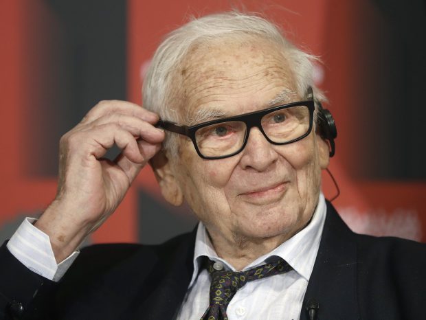 Pierre Cardin a murit la vârsta de 98 de ani