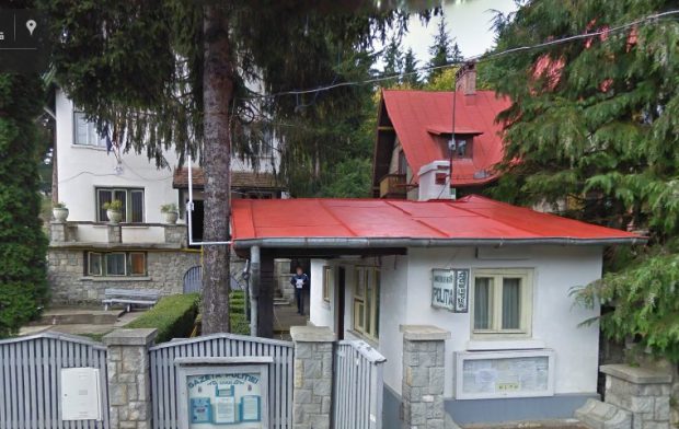 Polițiștii din Sinaia spun că n-au ”aparatura necesară” pentru a folosi aplicația Zoom și cer raportul ședințelor în scris
