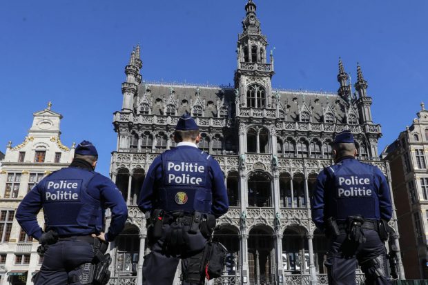 Belgia interzice călătoriile neesenţiale în afara ţării. Când intră măsura în vigoare și cât durează