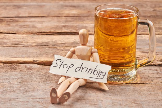 ”Ianuarie pe uscat”. O campanie inedită din Marea Britanie arată efectele spectaculoase ale lipsei de alcool asupra organismului