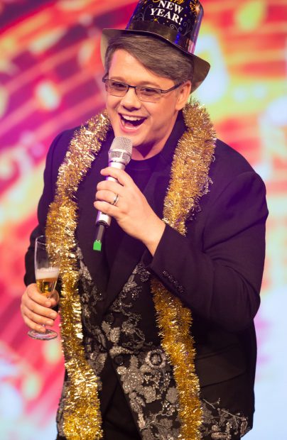 Fuego face show în noaptea de Revelion, la TVR2, cu mari artiști ai țării (PUBLICITATE)