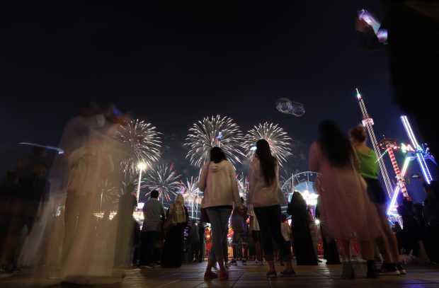 Petrecerile de Revelion cu peste 30 de persoane, interzise în Dubai