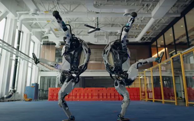VIDEO | Imagini de senzație. Mai mulți roboți au dansat pe celebra piesă „Do you love me”