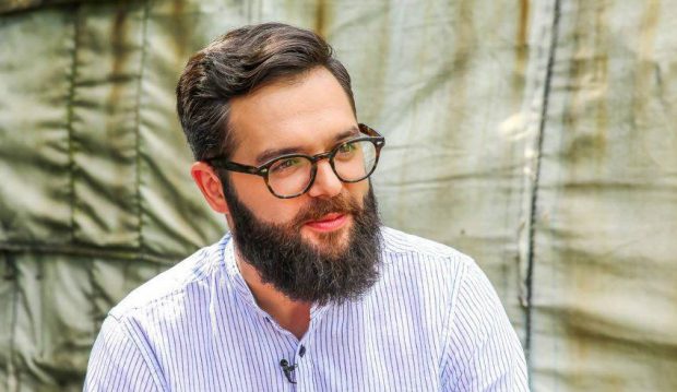 Valentin Ionașcu de la „Visuri la cheie”, detalii despre relația cu soția lui. Cum s-au cunoscut cei doi. „Cu cererea a fost o întregă aventură”