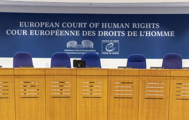 Studiu APP: România, obligată să plătească în 2020 despăgubiri mai mari decât în ultimii zece ani la un loc pentru condamnări la CEDO