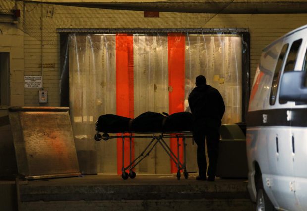 Record absolut de decese provocate de COVID-19 în SUA. ”Suntem într-un moment decisiv”