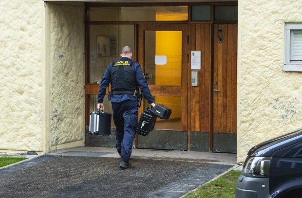 Mama care și-ar fi ținut fiul doar în casă timp de 28 de ani nu mai este suspectată pentru privare de libertate. La ce concluzie au ajuns procurorii