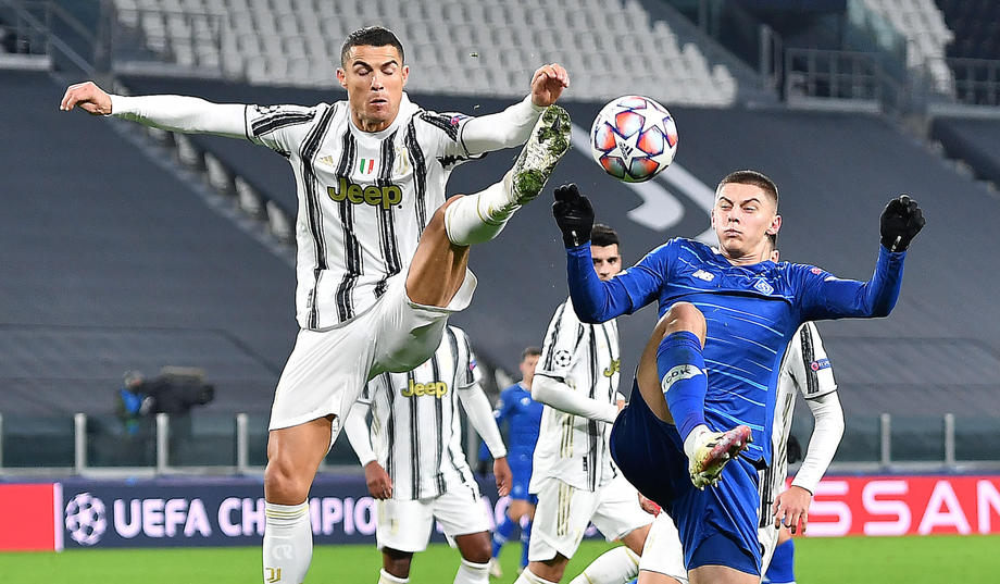 Cum a ajuns un tânăr de 18 ani din România să joace alături de Cristiano Ronaldo: „E ciudat să-l vezi la TV și apoi să fii cu el la antrenament”