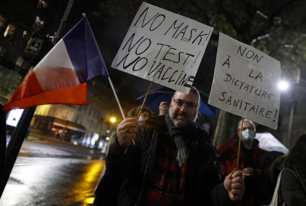 Proteste cu zeci de mii de persoane contra restricțiilor COVID în Noua Caledonie