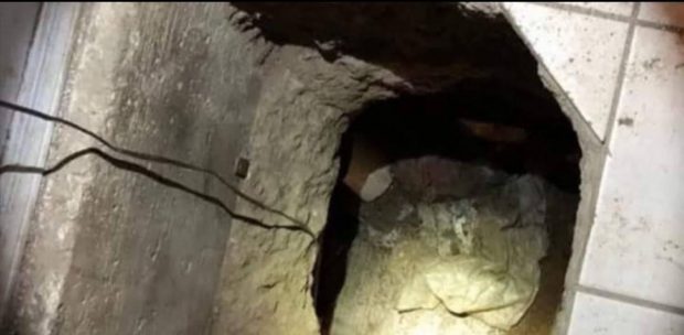Un zidar a săpat un tunel până sub canapeaua amantei și s-a trezit cu bărbatul înșelat la el în casă: „Nu face zgomot, o trezești pe soția mea!”