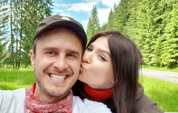 Șerban Copoț, mesaj emoționant pentru fiica lui în vârstă de 5 luni. Artistul se simte mai împlinit ca niciodată. „Indiferent de cât de grea va fi viața…”