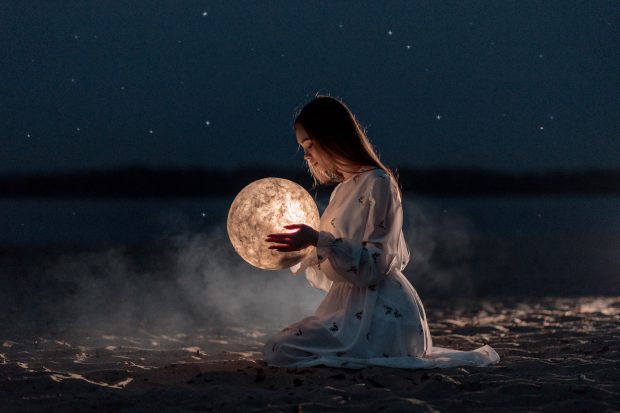HOROSCOP. Venus intră în Vărsător de la 1 februarie. Atenție mare la modul în care vă sunt afectate relațiile