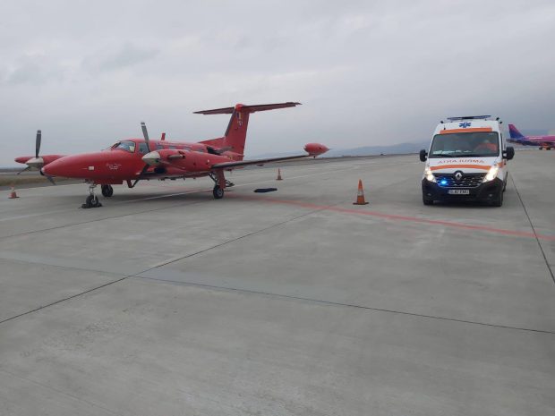 4 lucruri depre avionul care s-a întors cu marele ars și 2 întrebări fără răspuns: de ce nu a fost transportat cu o aeronavă Spartan și când va pleca din nou?