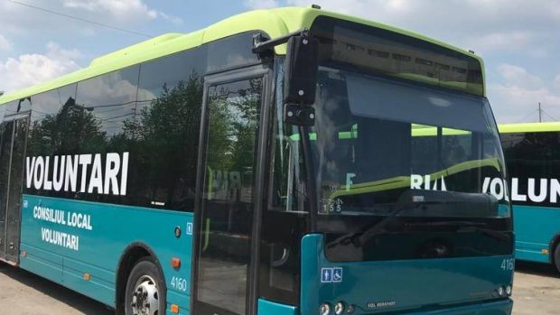Serviciul de Transport Voluntari amenință Primăria Capitalei că va suspenda liniile între București și Ilfov începând de mâine. Nicușor Dan dă vina pe fosta administrație pentru datorii