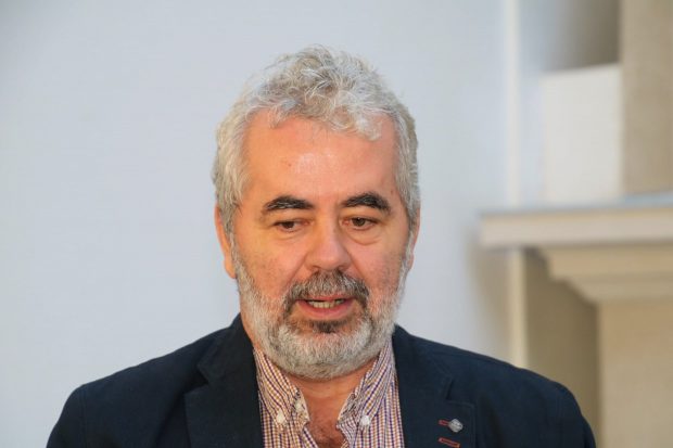 Eugen Iancu, tatăl unui tânăr decedat după incendiul din Colectiv: „Suntem singura ţară care nu învaţă nimic. Nu se schimbă nimic, oricâți oameni ar muri”