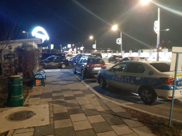 Polițiștii au spart botezul cu 100 de invitați organizat de un preot din Buzău: ”Am plecat cu tortul în portbagaj”
