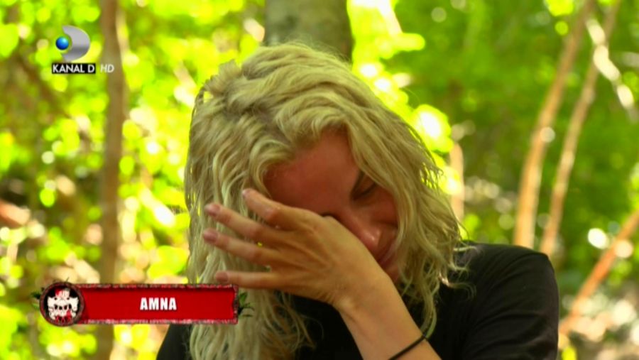 Cine este Amna de la „Survivor România 2021” . Artista a trecut prin momente grele după ce a născut
