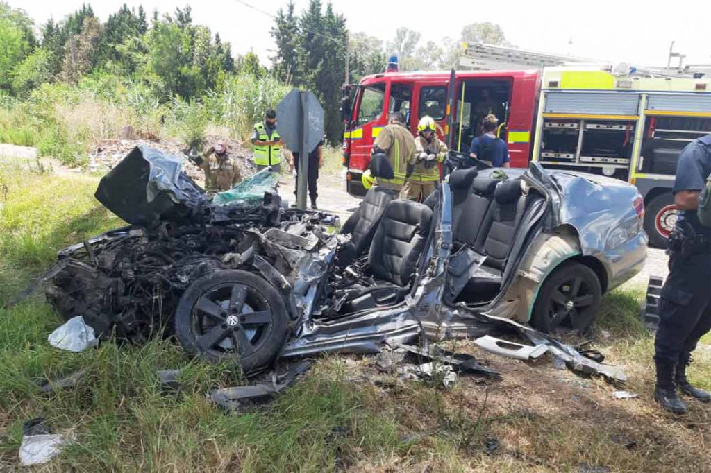 Un bebeluș rămas orfan strânge mâna paramedicului care l-a salvat din accidentul în care și-a pierdut părinții