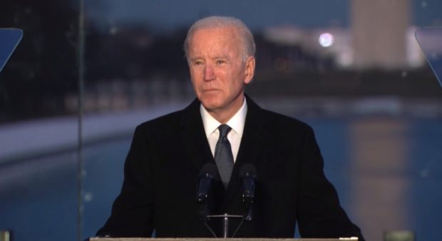 Joe Biden, mesaj în memoria celor 400.000 de victime ale COVID-19: „Pentru a ne vindeca, trebuie să ne amintim”