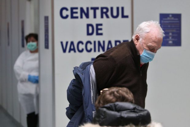 INVESTIGAȚIE | România are 213 de centre de vaccinare deschise pentru vârstnici și bolnavi cronici și 340 deschise și rezervate personalului medical și din domeniile esențiale
