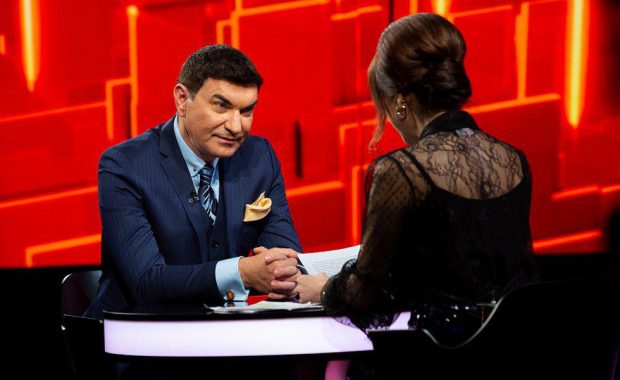 Cristi Borcea este invitat la „40 de întrebări cu Denise Rifai”. Soțul Valentinei Pelinel răspunde celor mai picante întrebări. „Le-ați cumpărat tăcerea soțiilor dumneavoastră?”
