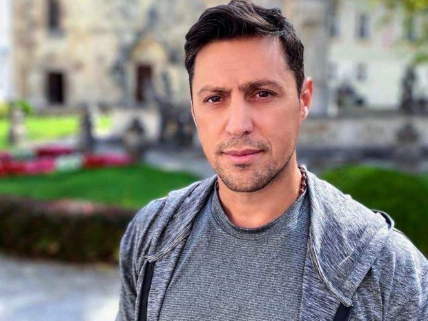 Cine este Daniel Pavel, prezentatorul „Survivor România 2021”, și cum arată iubita lui