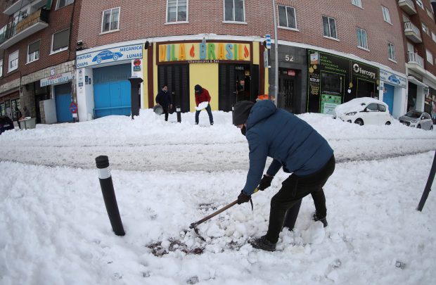 După furtuna de zăpadă care a blocat Madridul, Spania se pregătește de un frig năprasnic
