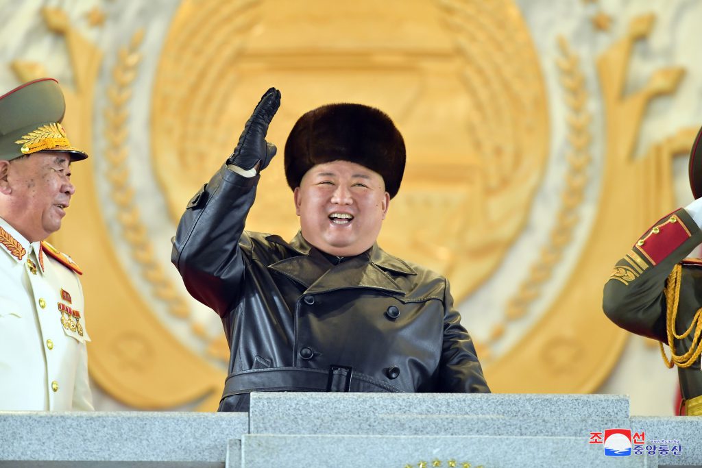 Coreea de Nord se laudă cu o nouă rachetă, pe care o numește „cea mai puternică armă din lume”