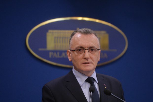 Sorin Cîmpeanu: Profesorii specializați în epidemiologie vor răspunde online la întrebările cadrelor didactice despre vaccinare