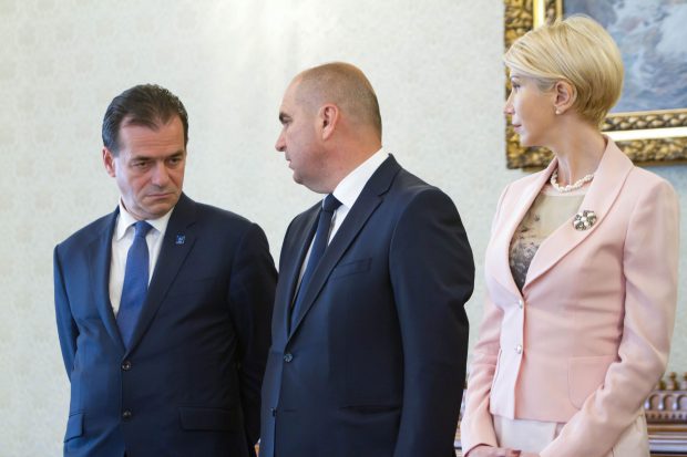 După Turcan, Ilie Bolojan preia și el lupta cu asistații social. Ce omit însă autoritățile atunci când acuză „nemunca” și de ce amestecă cifrele
