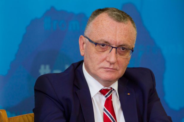 Ministrul educației, Sorin Cîmpeanu: ”Şcolile de vară sunt o soluţie corectă”