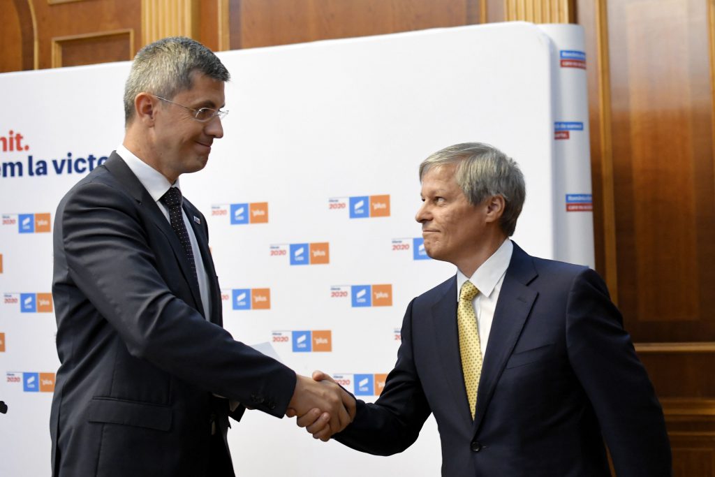 Anul alegerilor interne în PNL și USR-PLUS. Liberalii nemulțumiți ar vrea să îl schimbe pe Ludovic Orban. Dan Barna și Dacian Cioloș intră în competiție