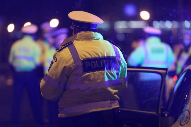 Crimă la Arad în noaptea de Anul Nou. Un adolescent de 16 ani a înjunghiat un minor la petrecerea de Revelion