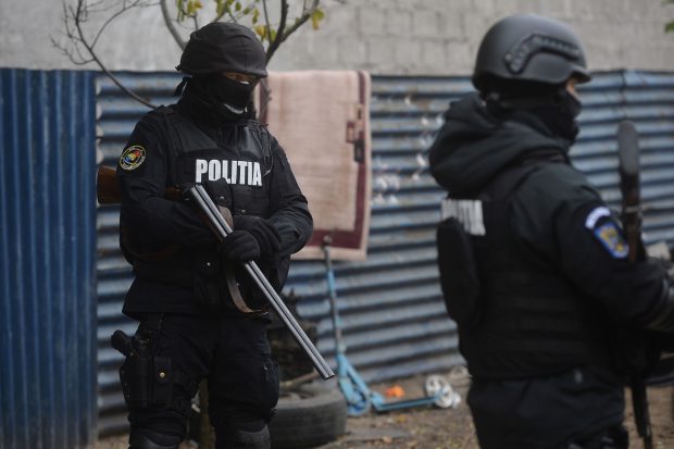 Tânăr de 22 de ani ucis la o petrecere, în Prahova. Martorii ar fi mințit că victima a încercat să se sinucidă