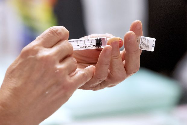 România a primit încă o tranșă de vaccin anti-COVID-19. Peste 150.000 de doze vor fi distribuite în țară