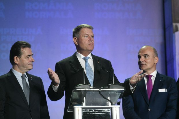 Cum „îl hotărăște” președintele Iohannis pe Ludovic Orban să-i lase locul lui Rareș Bogdan