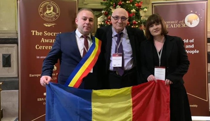 INVESTIGAȚIE | Cum toacă banii șefii de la stat: Subinginer angajat director la Transgaz și-a cumpărat un titlu de „Profesor Onorific” la Oxford