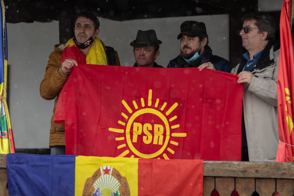 Simpatizanți PSR, la comemorarea lui Nicolae Ceaușescu, în Scornicești