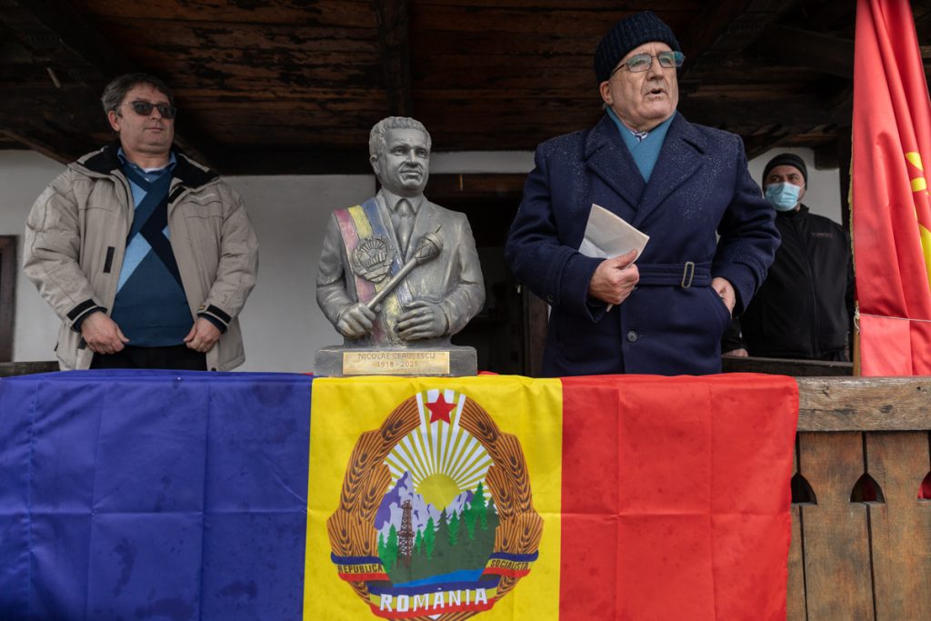 Un lider PSR susține un discurs în memoria dictatorului