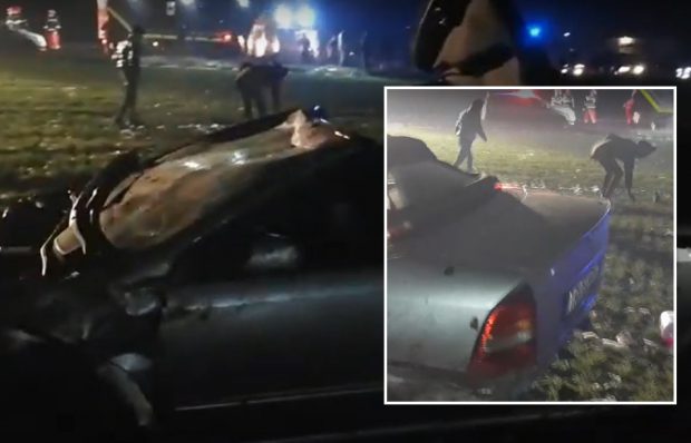 VIDEO | Doi tineri iau de la locul unui accident telefonul victimei, în Teleorman. Doi frați și iubitele lor, în decapotabila distrusă pe câmp