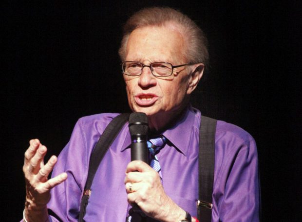 Cunoscutul om de televiziune Larry King, spitalizat după ce a fost diagnosticat cu COVID