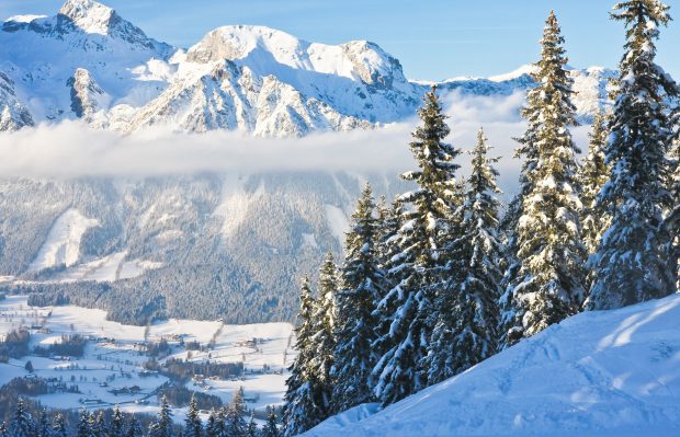 (Publicitate) Unde mergem în vacanță la schi: cele mai bune regiuni pentru schi din Austria