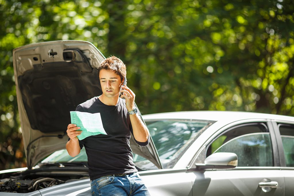 Asigurarea auto se scumpește din nou. De data asta, primești și ceva în schimb