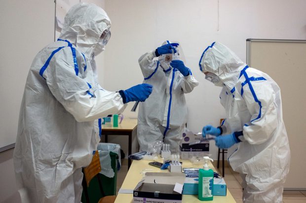 Noi recorduri de infectări și de decese în Portugalia. Tulpina britanică de coronavirus se răspândește îngrijorător