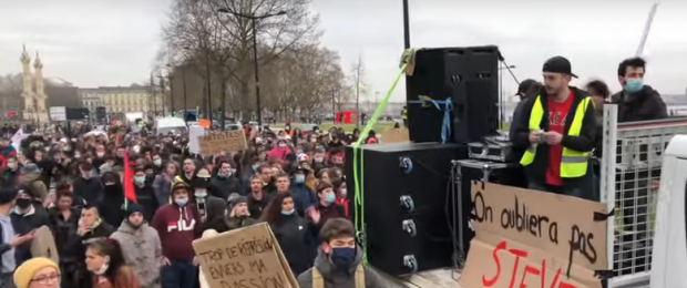 Noi proteste în Franța, împotriva proiectului de lege care sancționează difuzarea de imagini cu intervențiile polițiștilor. 24 de arestări la Paris