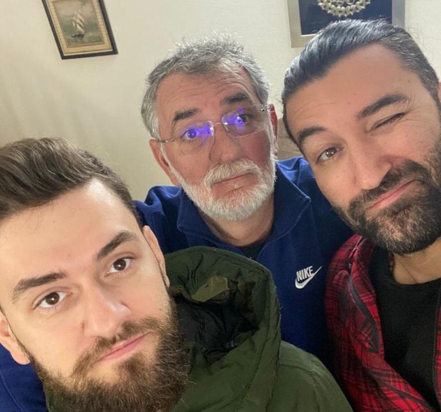 Smiley, imagine rară cu familia lui. Cum s-a pozat artistul alături de tatăl și fratele său