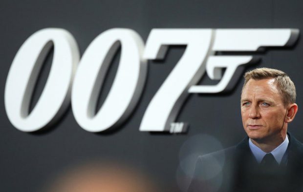 Pandemia de coronavirus a lovit lumea cinematografiei. Ultimul film din seria James Bond, amânat pentru a treia oară