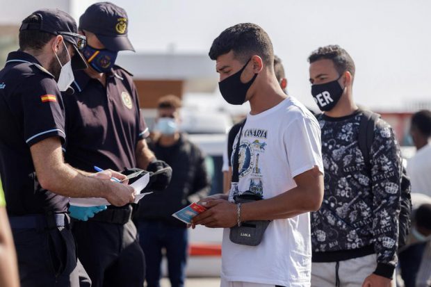 Un judecător din Texas a blocat ordinul lui Joe Biden de a suspenda deportările imigranților timp de 100 de zile