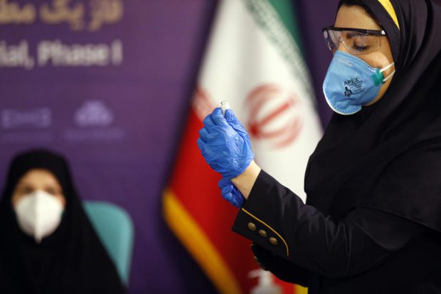 Iranul a aprobat vaccinul rusesc împotriva COVID-19. Țara intenționează și să producă Sputnik V