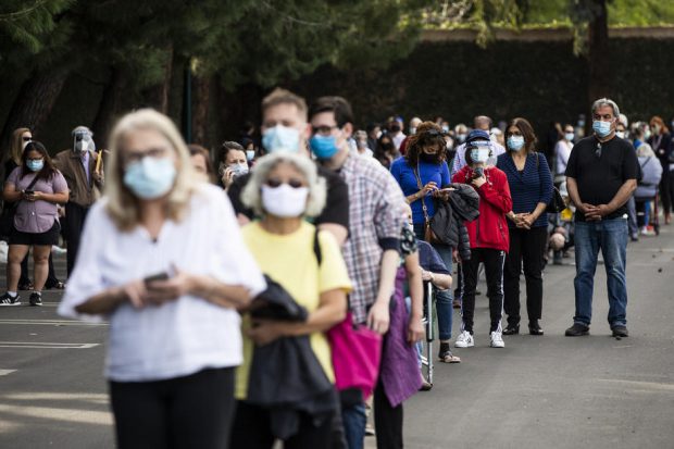 OMS anunță câte persoane din lume au primit vaccinul anti-COVID-19 până acum. Campania, începută mai mult de țările bogate